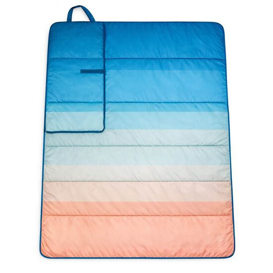 Couverture de plein air portable avec un c&ocirc;t&eacute; rafra&icirc;chissant Image NaN