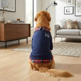 Molleton avec fausse chemise &agrave; carreaux int&eacute;gr&eacute;e pour chiens