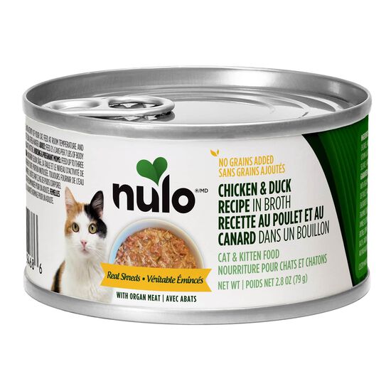 Nourriture humide sans grains au poulet et au canard dans un bouillon pour chats et chatons, 79 g Image NaN