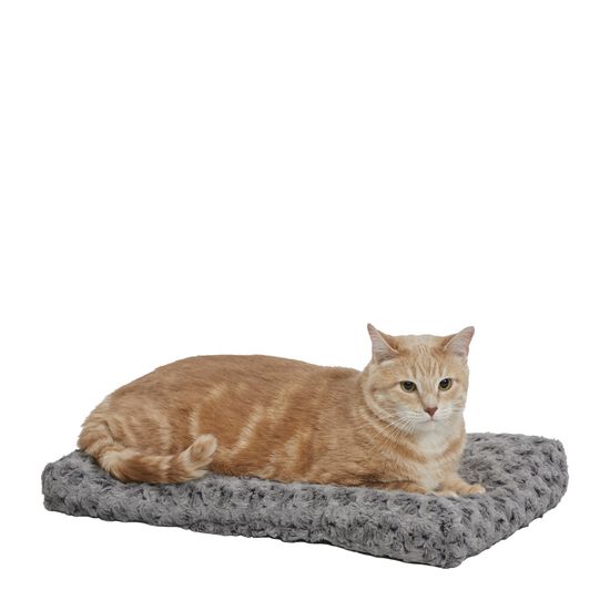 Grey swirl fur pet bed Image NaN