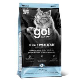 Nourriture s&egrave;che sant&eacute; dentaire et immunitaire au poulet et saumon avec grains pour chats. 2,72 kg