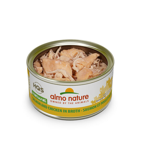 Canned chicken and salmon for adult cats Image NaN