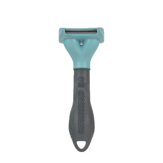 Undercoat deshedding tool for cat with short hair Image NaN
