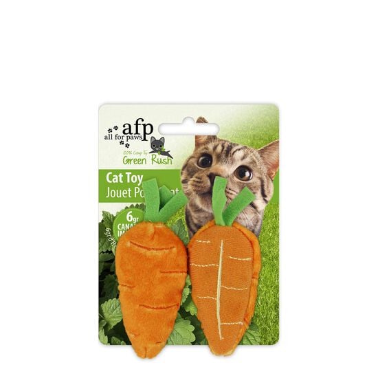 Vegetable toys stuffed with catnip Image NaN