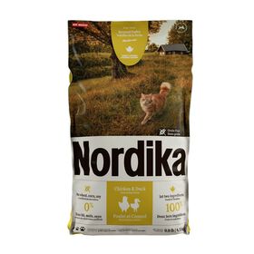 Nourriture s&egrave;che Volailles de la ferme au poulet et canard pour chats, 4,5 kg