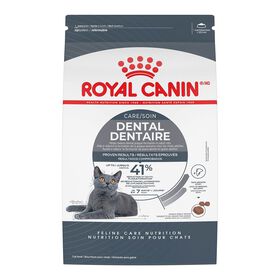 Oral care formula for adult cats