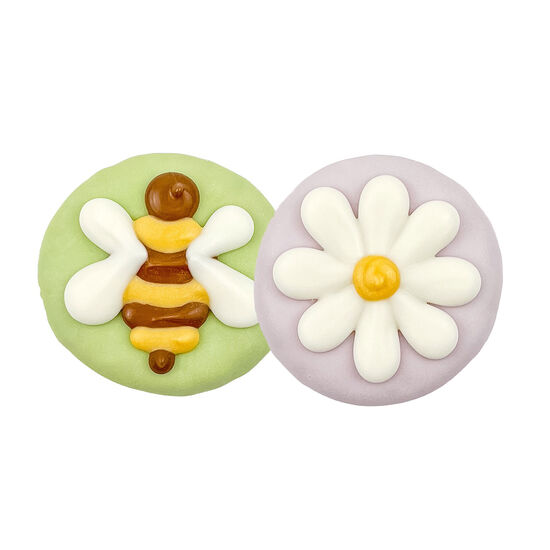 Spring Buzzin' around the Flowers Dog Biscuits Image NaN